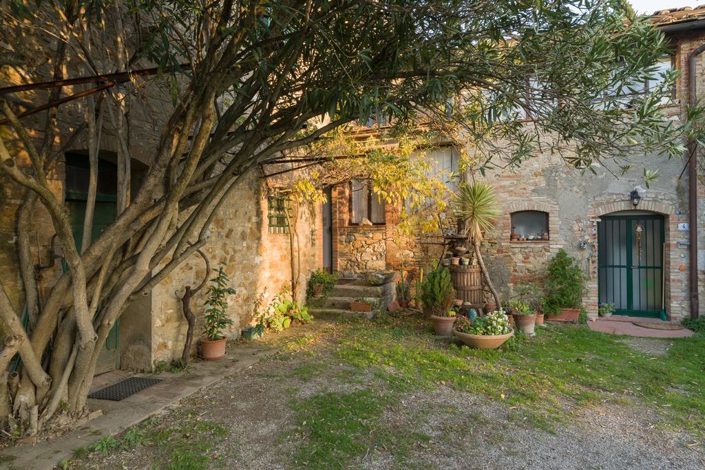 Agriturismo Santa Croce Сан Джиминяно Екстериор снимка