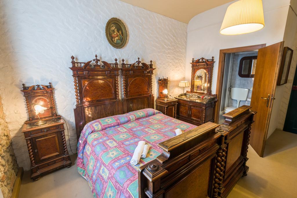 Agriturismo Santa Croce Сан Джиминяно Стая снимка