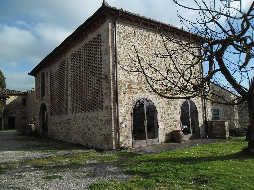 Agriturismo Santa Croce Сан Джиминяно Екстериор снимка